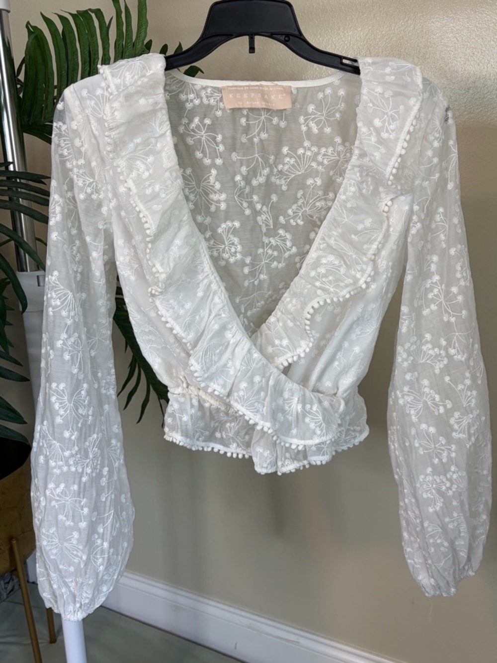 Keepsake White Lace Crop Top XS Boho Cottagecore Ruffle Blouse